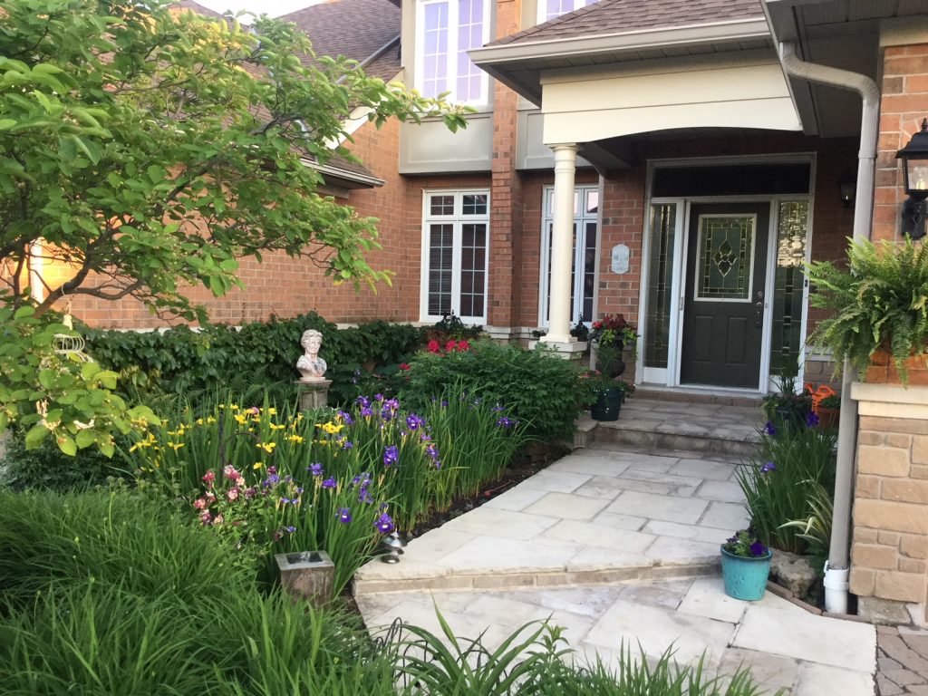 Tudor House Suite 1 Burlington Furnished Rentals